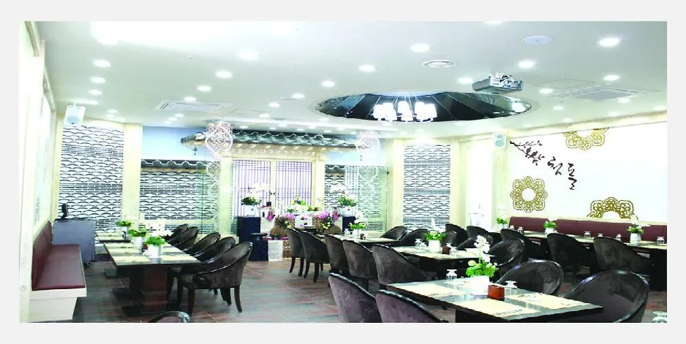 Hotel Noblesse Seoul