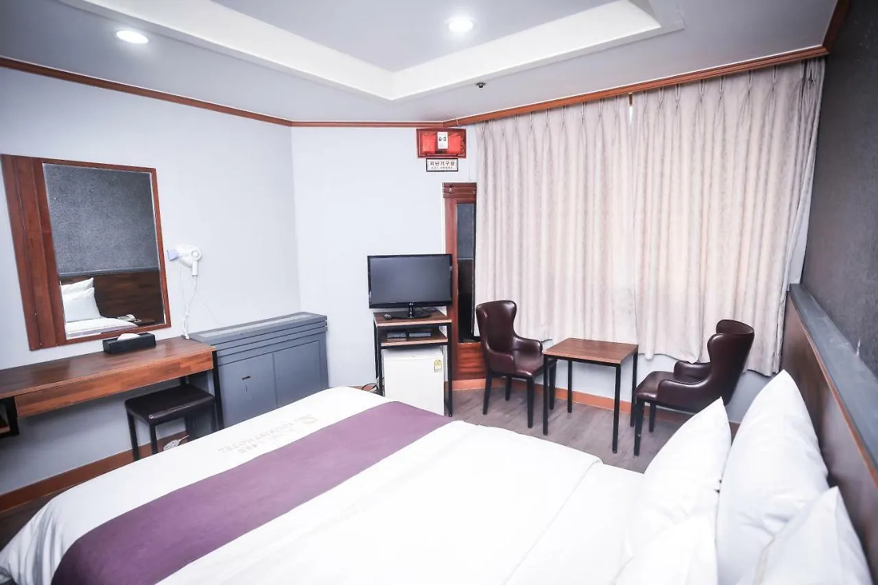 Hotel Noblesse Seoul 2*,  South Korea