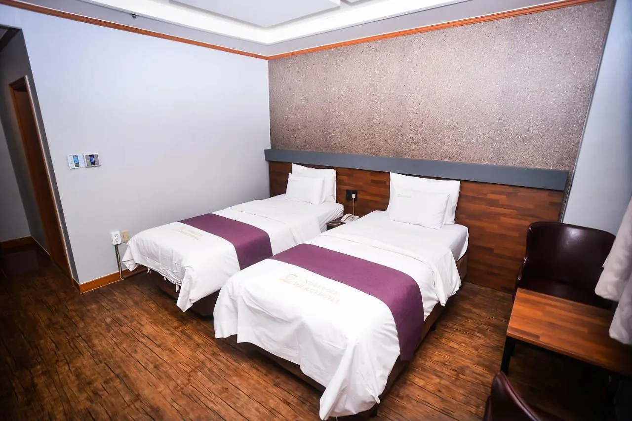 Hotel Noblesse Seoul